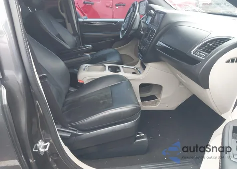 2016 Dodge Grand Caravan Sxt z USA, uszkodzony, nr VIN 2C4RDGCG8GR363966